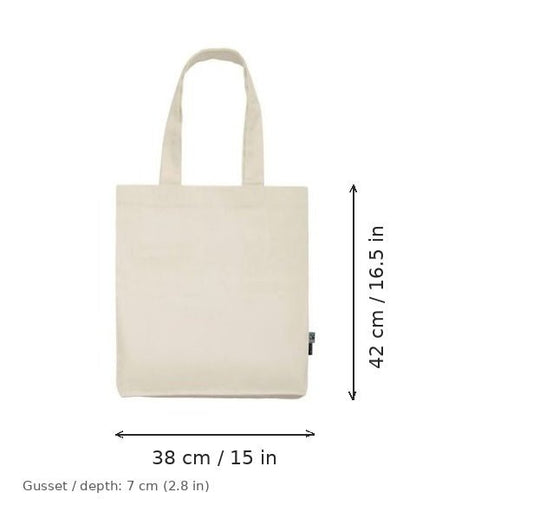 Naturfarvet mulepose i økologisk twill med eget tryk, 210 g/m², 38 × 42 cm med 7 cm kile, vist med mål for bredde og højde